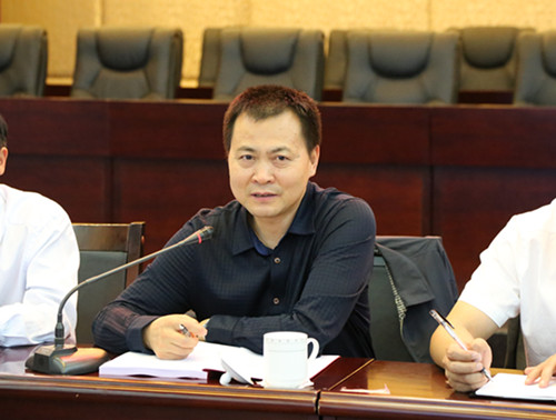 公司召開2015年年中工作會(huì)