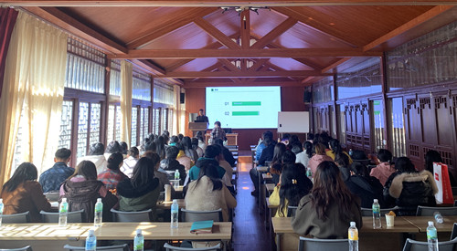 以學(xué)促用 提升宣傳能力——公司工會(huì)組織開(kāi)展攝影知識(shí)專題培訓(xùn)講座