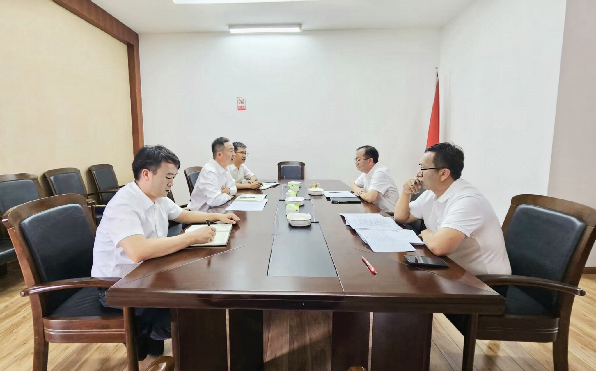 公司與臨滄市交流座談 共商政企合作新機遇